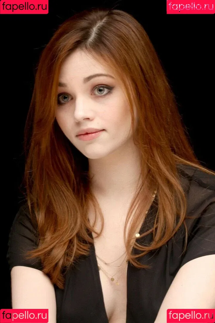 India Eisley Onlyfans Photo Gallery 
