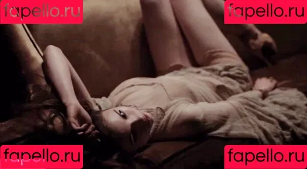 India Eisley Onlyfans Photo Gallery 