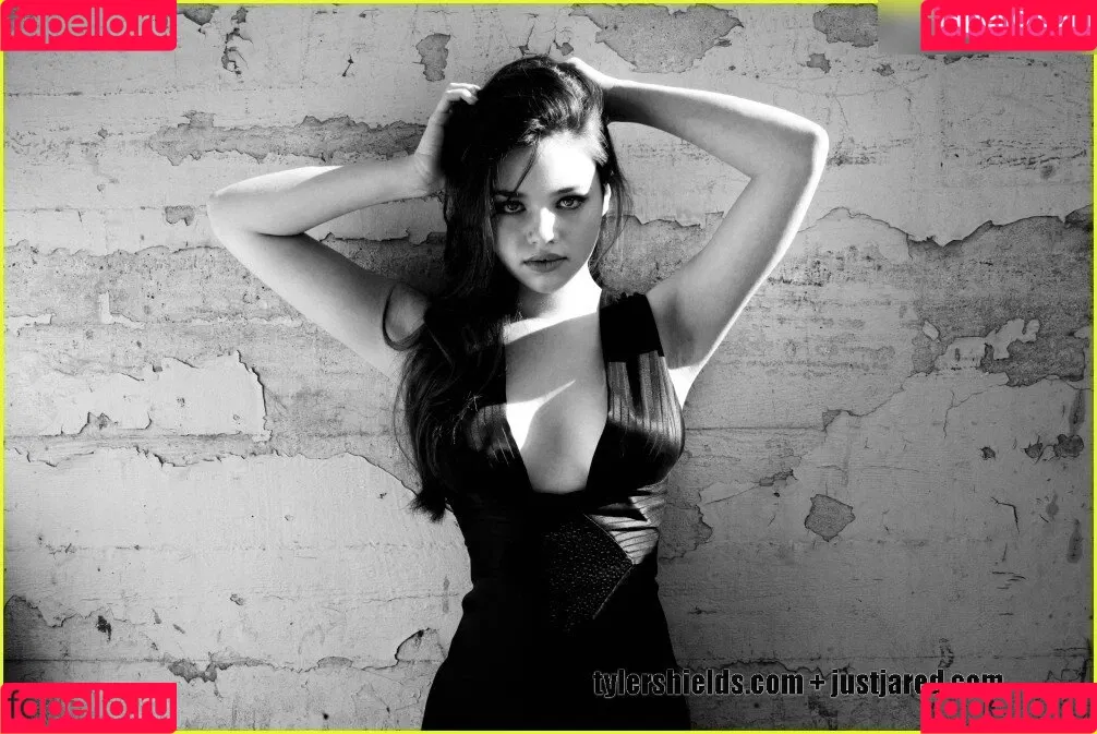 India Eisley Onlyfans Photo Gallery 