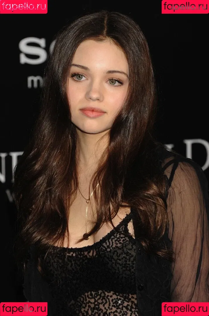 India Eisley Onlyfans Photo Gallery 