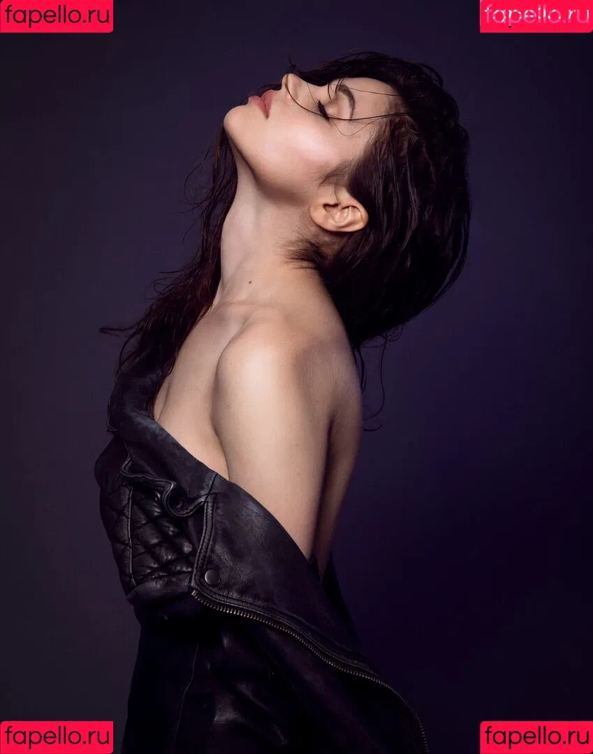 India Eisley Onlyfans Photo Gallery 