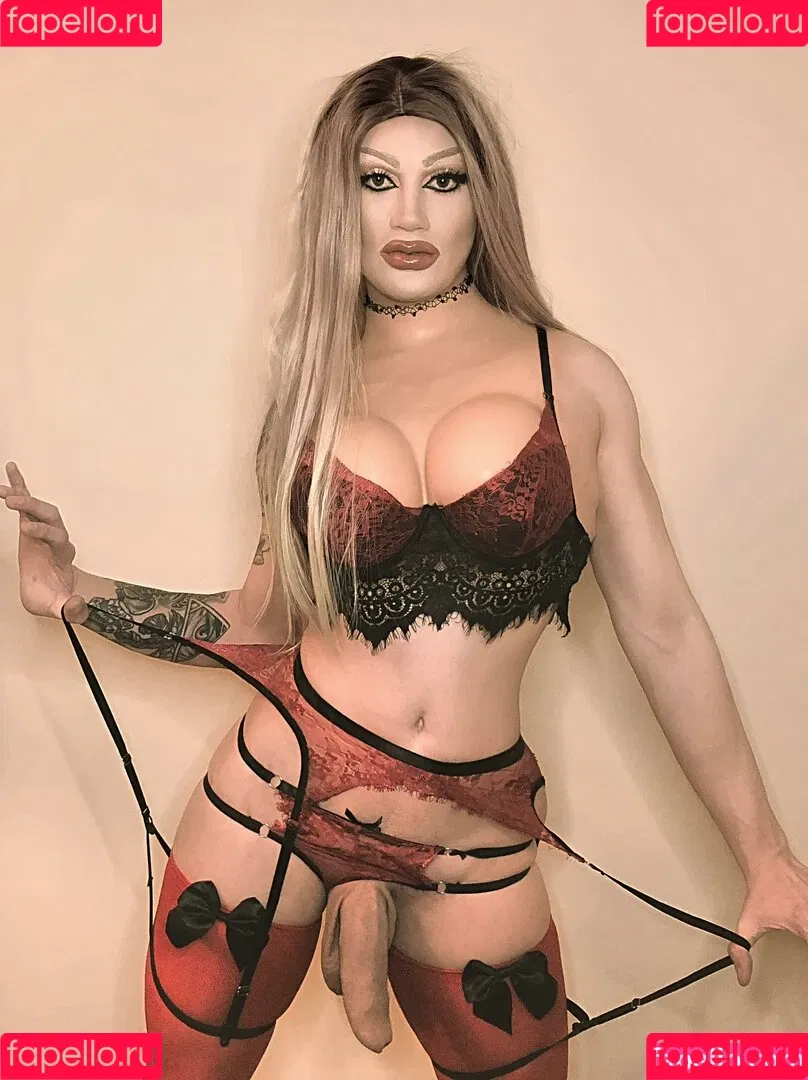 Roman Rose Onlyfans Photo Gallery 
