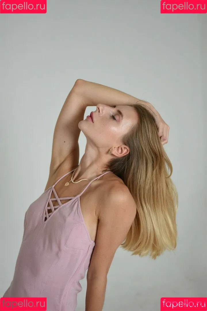 Aleksandra Goller Onlyfans Photo Gallery 