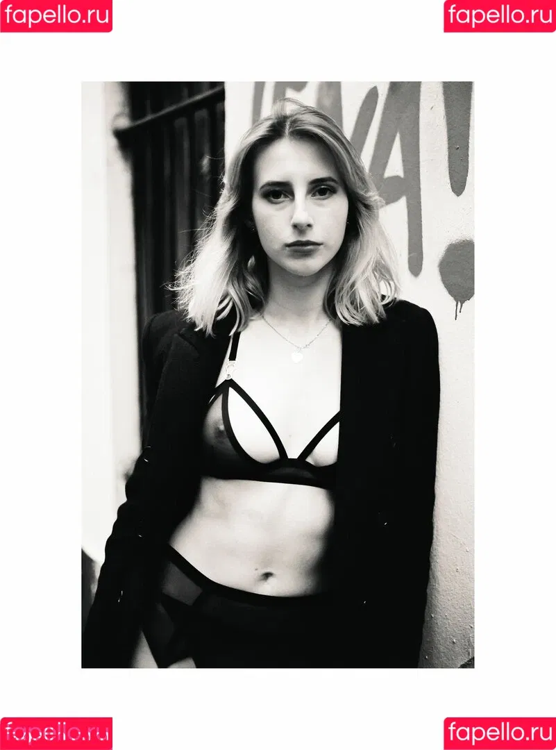 Aleksandra Goller Onlyfans Photo Gallery 