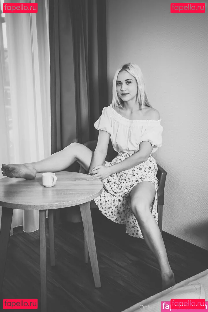 Nikki Hill Onlyfans Photo Gallery 