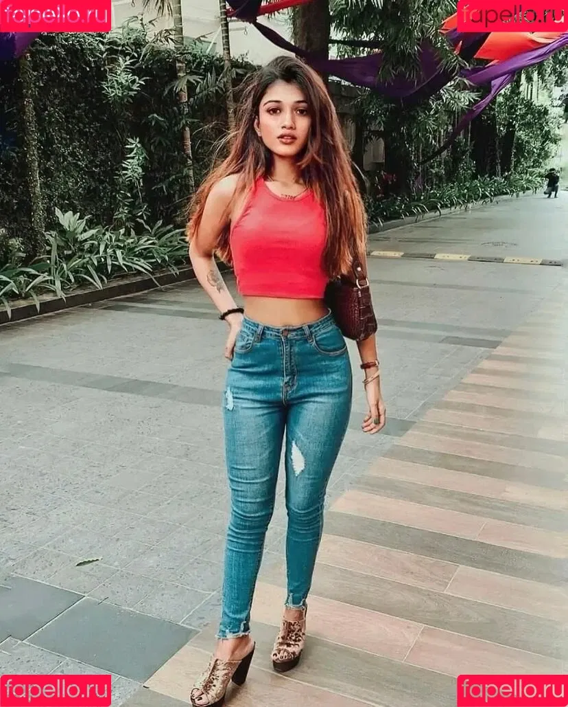 Ridhima Bisht Onlyfans Photo Gallery 