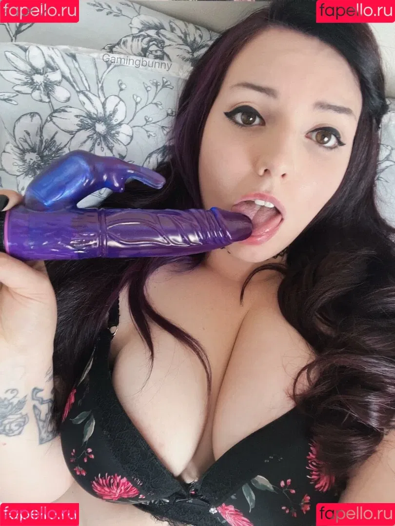 Gamming Bunny Onlyfans Photo Gallery 