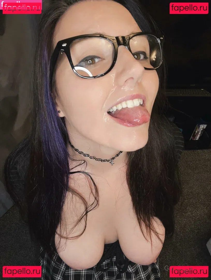 Gamming Bunny Onlyfans Photo Gallery 