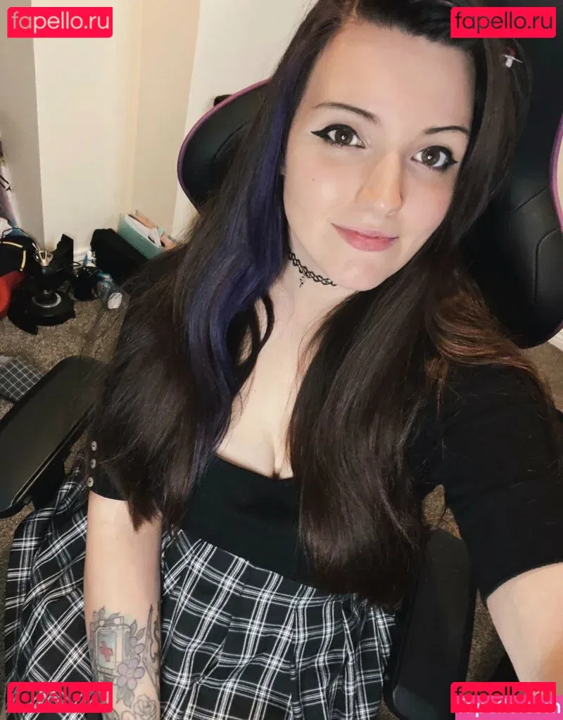 Gamming Bunny Onlyfans Photo Gallery 