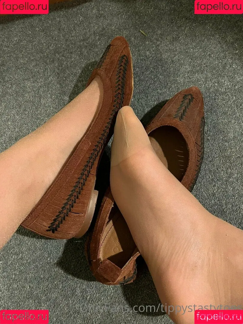 tippystastytoes Onlyfans Photo Gallery 