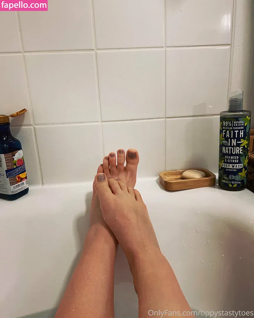 tippystastytoes Onlyfans Photo Gallery 