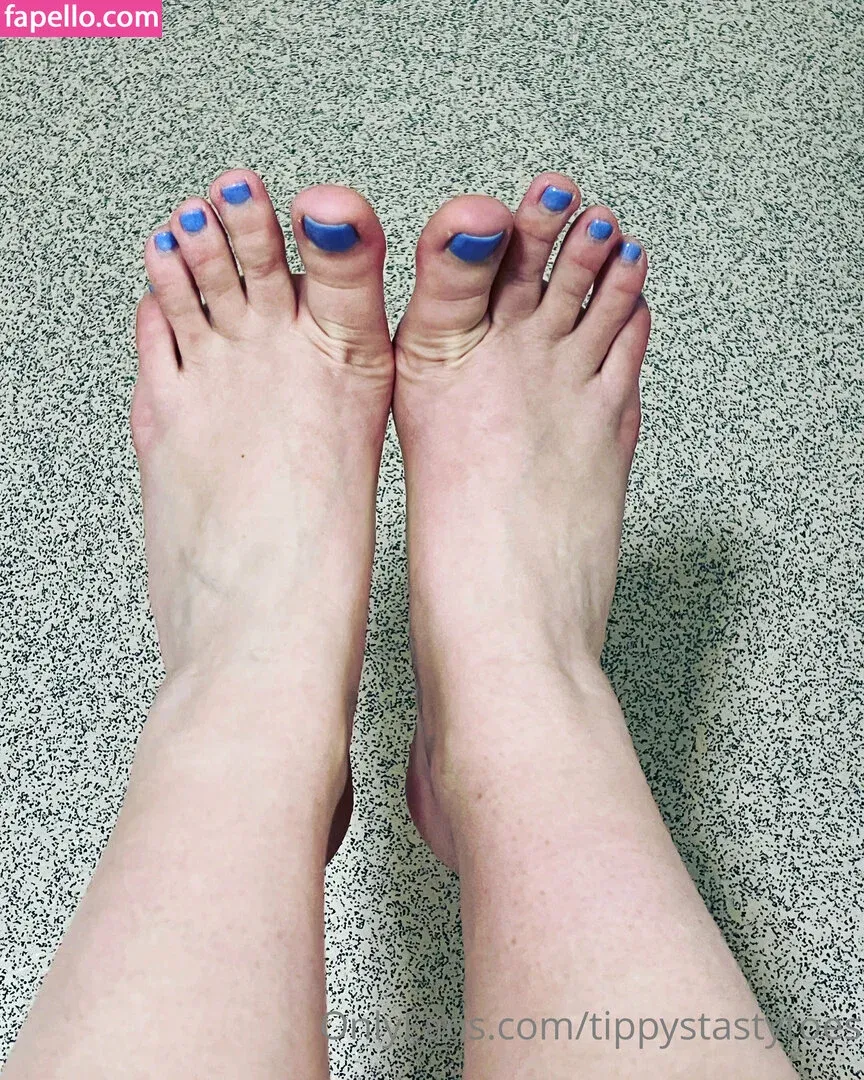 tippystastytoes Onlyfans Photo Gallery 