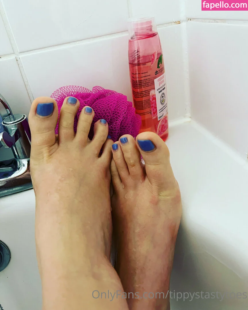 tippystastytoes Onlyfans Photo Gallery 