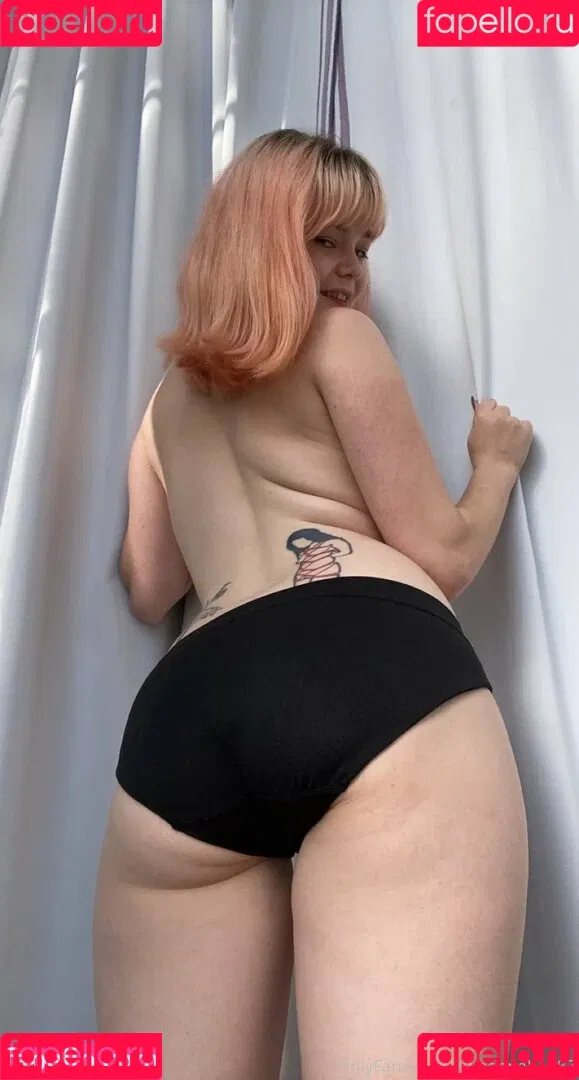 housewifehannah Onlyfans Photo Gallery 
