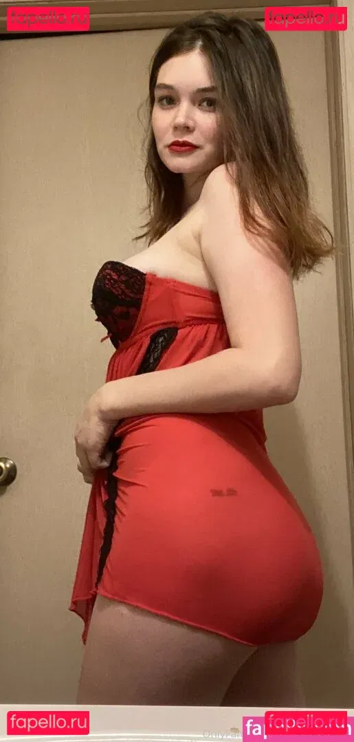 housewifehannah Onlyfans Photo Gallery 