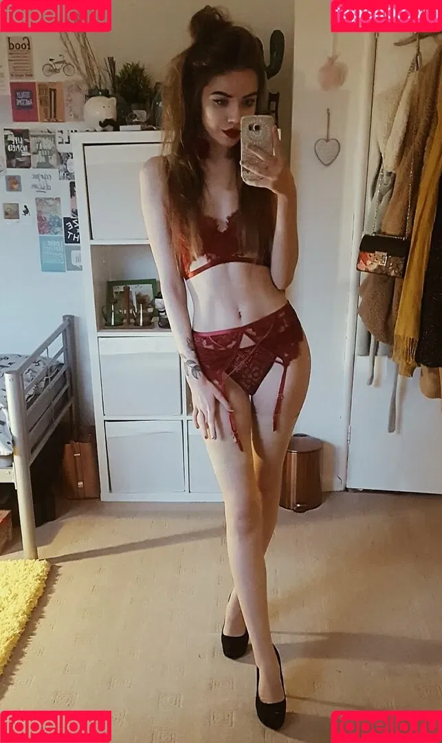 aemreynolds Onlyfans Photo Gallery 