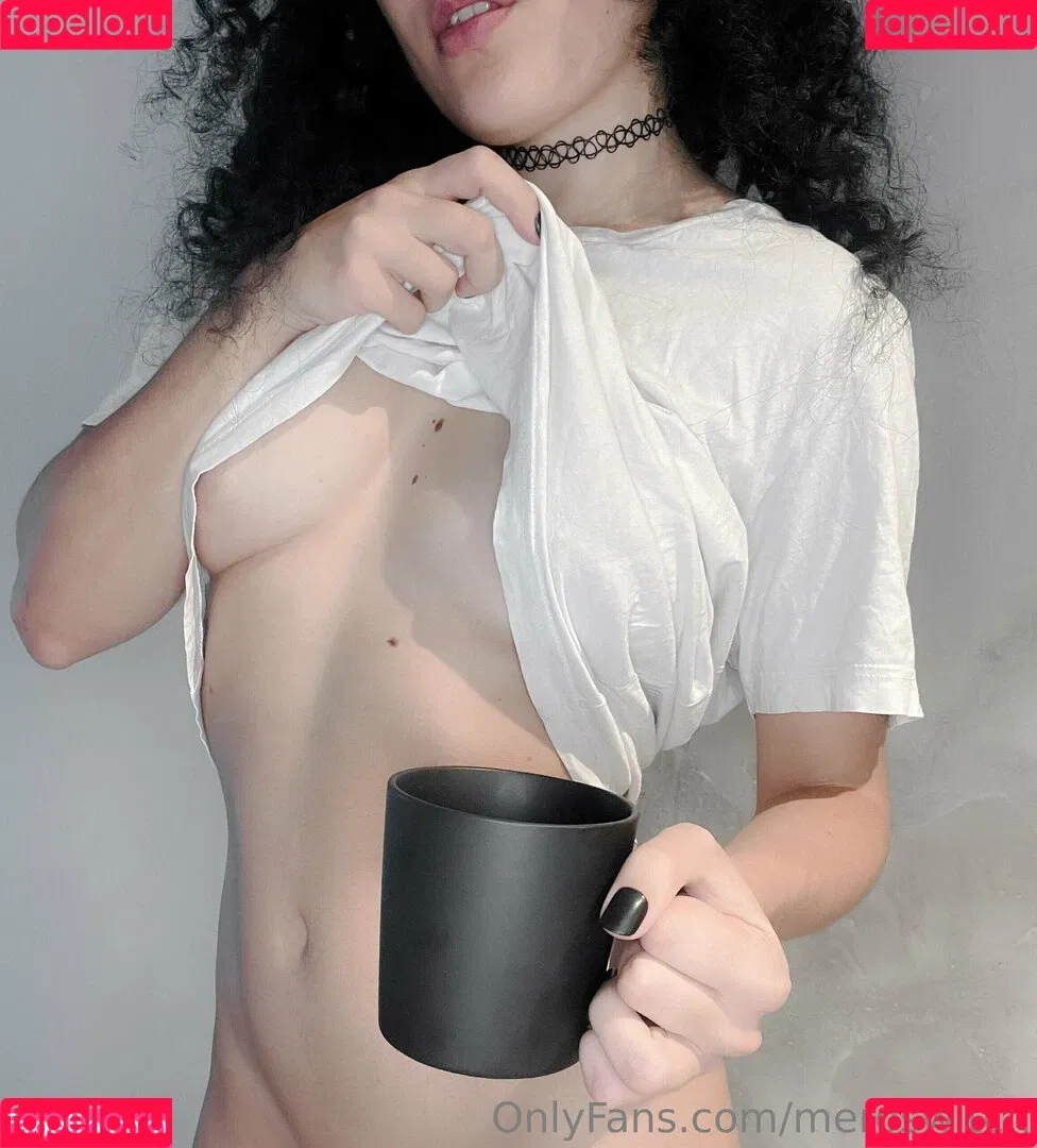 meroswitch Onlyfans Photo Gallery 