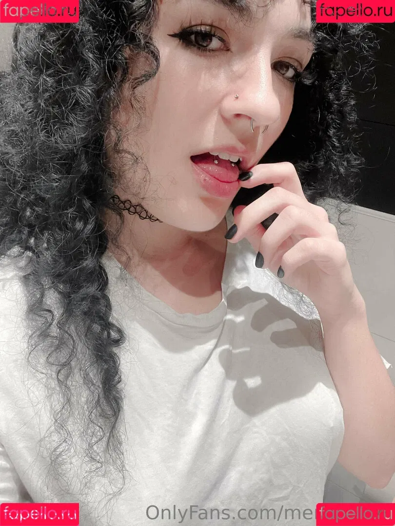 meroswitch Onlyfans Photo Gallery 