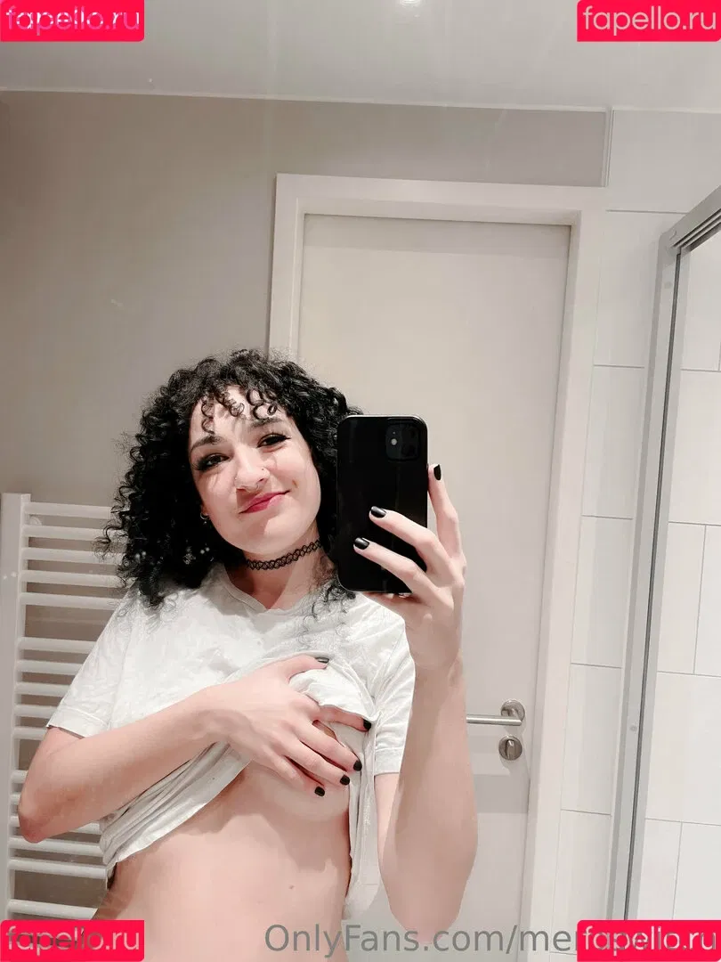 meroswitch Onlyfans Photo Gallery 