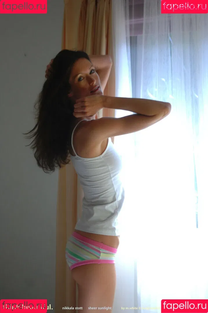 Nikkala Stott Onlyfans Photo Gallery 