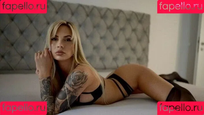 EileX Onlyfans Photo Gallery 