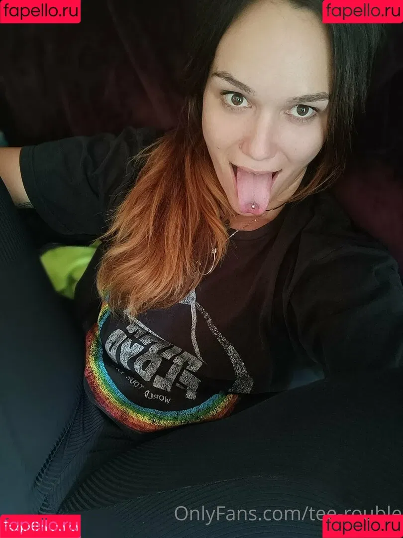 tee-rouble Onlyfans Photo Gallery 