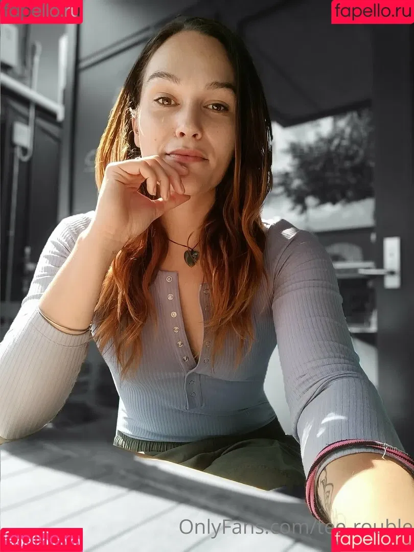 tee-rouble Onlyfans Photo Gallery 