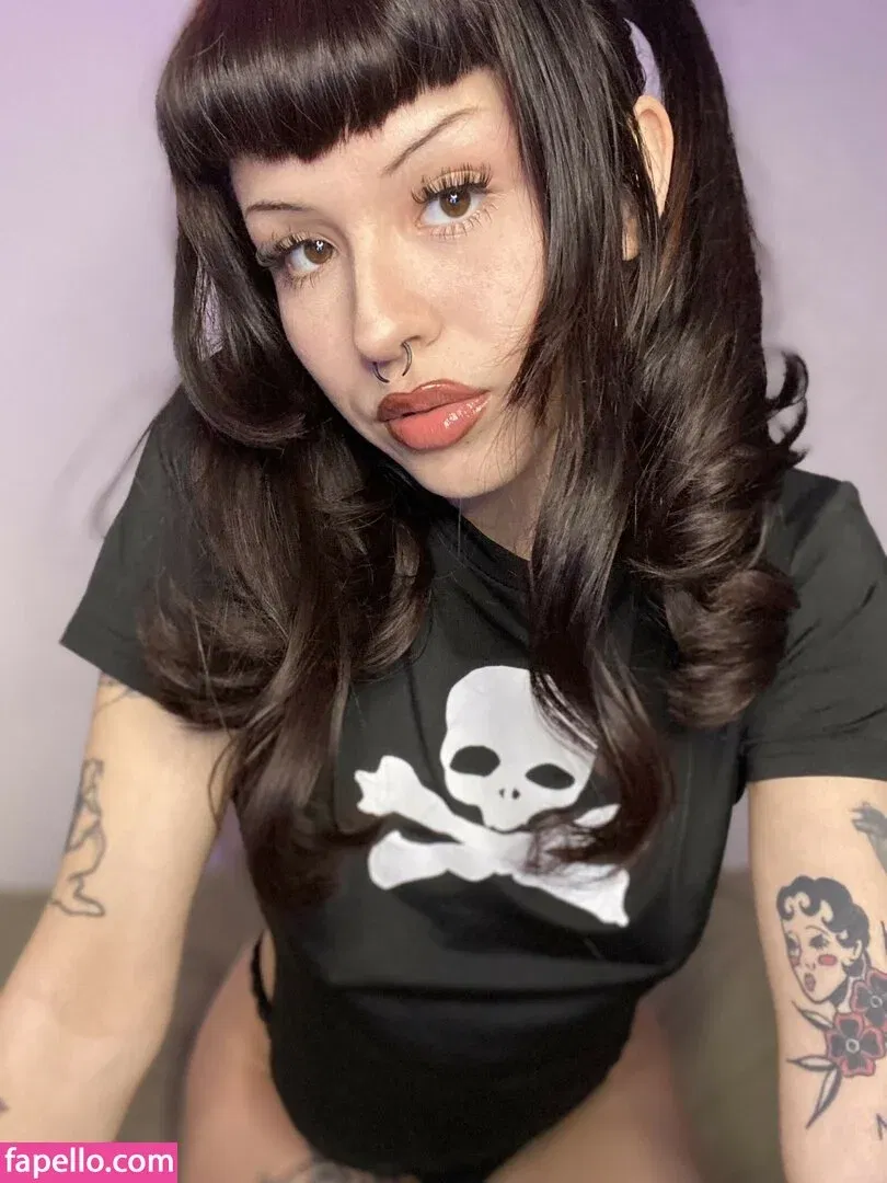 bunnis_dungeonxo Onlyfans Photo Gallery 