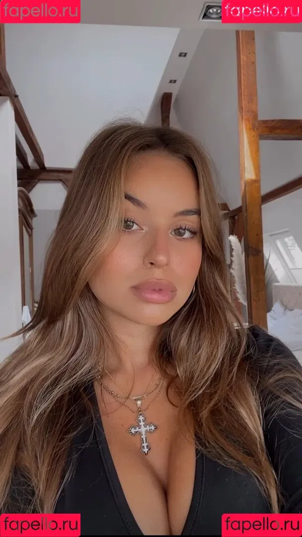 Zoe Liss Onlyfans Photo Gallery 