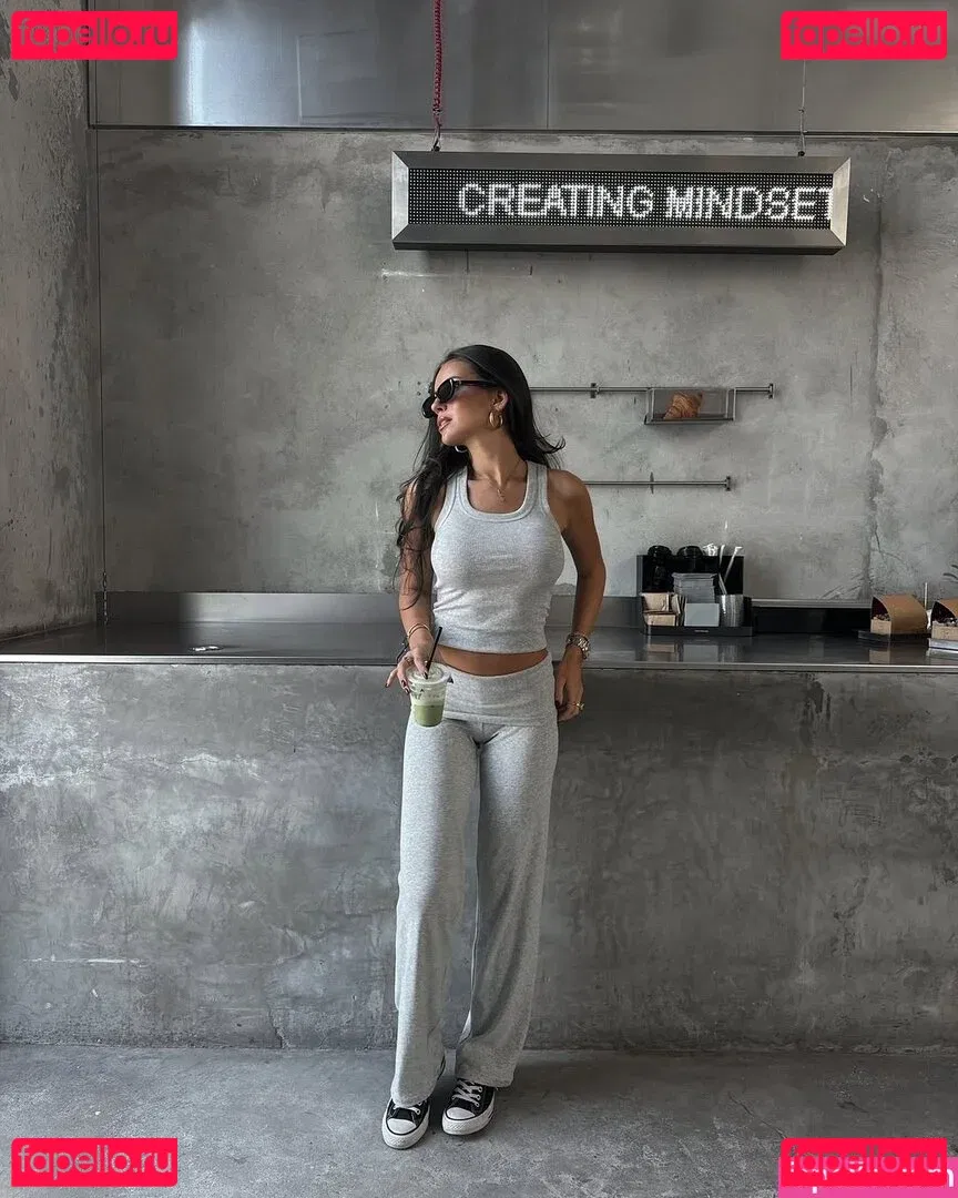 Zoe Liss Onlyfans Photo Gallery 