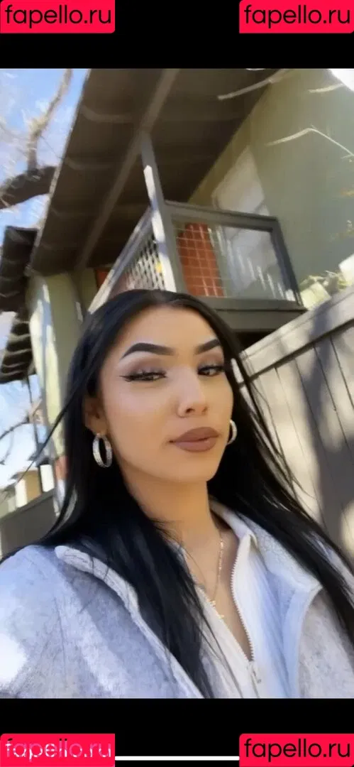 lynaiiiibabyy Onlyfans Photo Gallery 