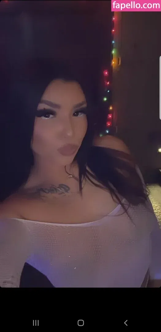 lynaiiiibabyy Onlyfans Photo Gallery 