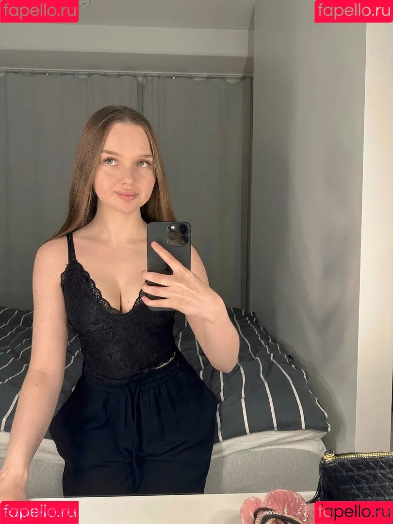 juliagrander Onlyfans Photo Gallery 