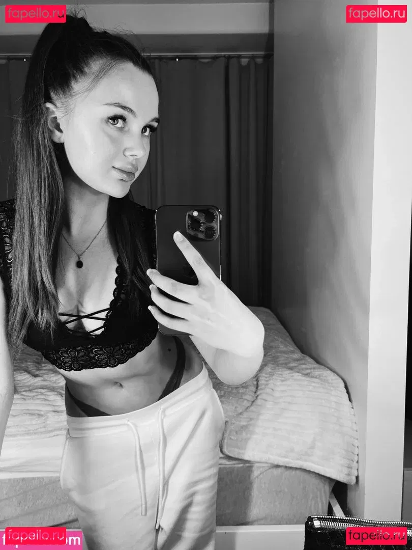 juliagrander Onlyfans Photo Gallery 