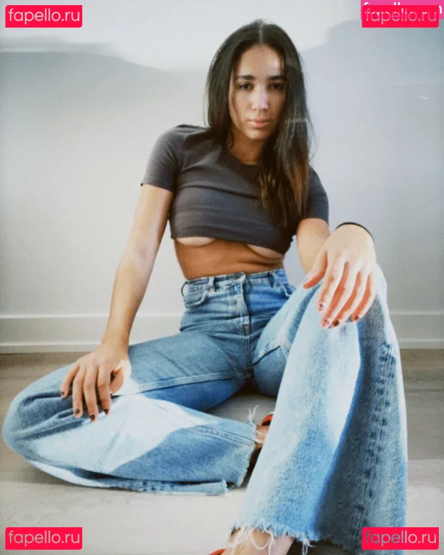 Genna Barton Onlyfans Photo Gallery 