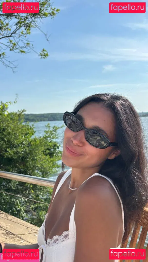 Genna Barton Onlyfans Photo Gallery 