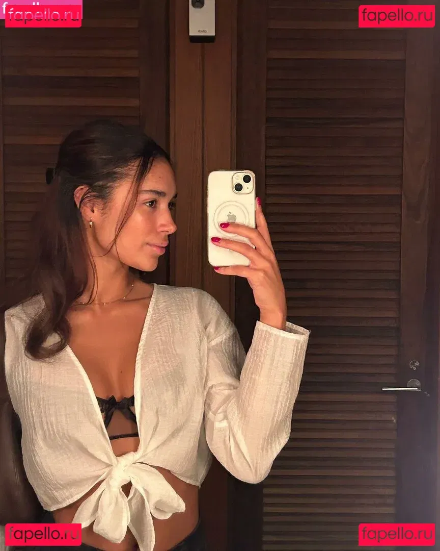 Genna Barton Onlyfans Photo Gallery 