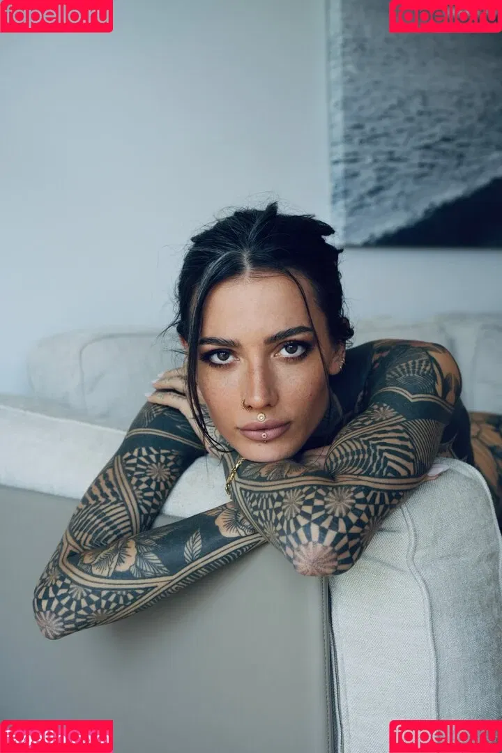 Léah Blum Onlyfans Photo Gallery 
