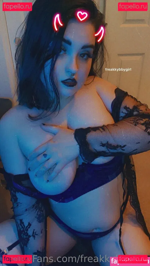 freakkybbygirl Onlyfans Photo Gallery 