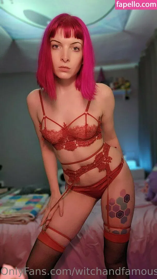 witchandfamous Onlyfans Photo Gallery 