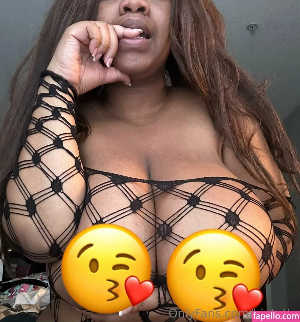 bigtatty Onlyfans Photo Gallery 