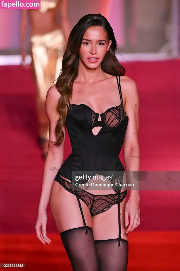 Ellyloy Onlyfans Photo Gallery 