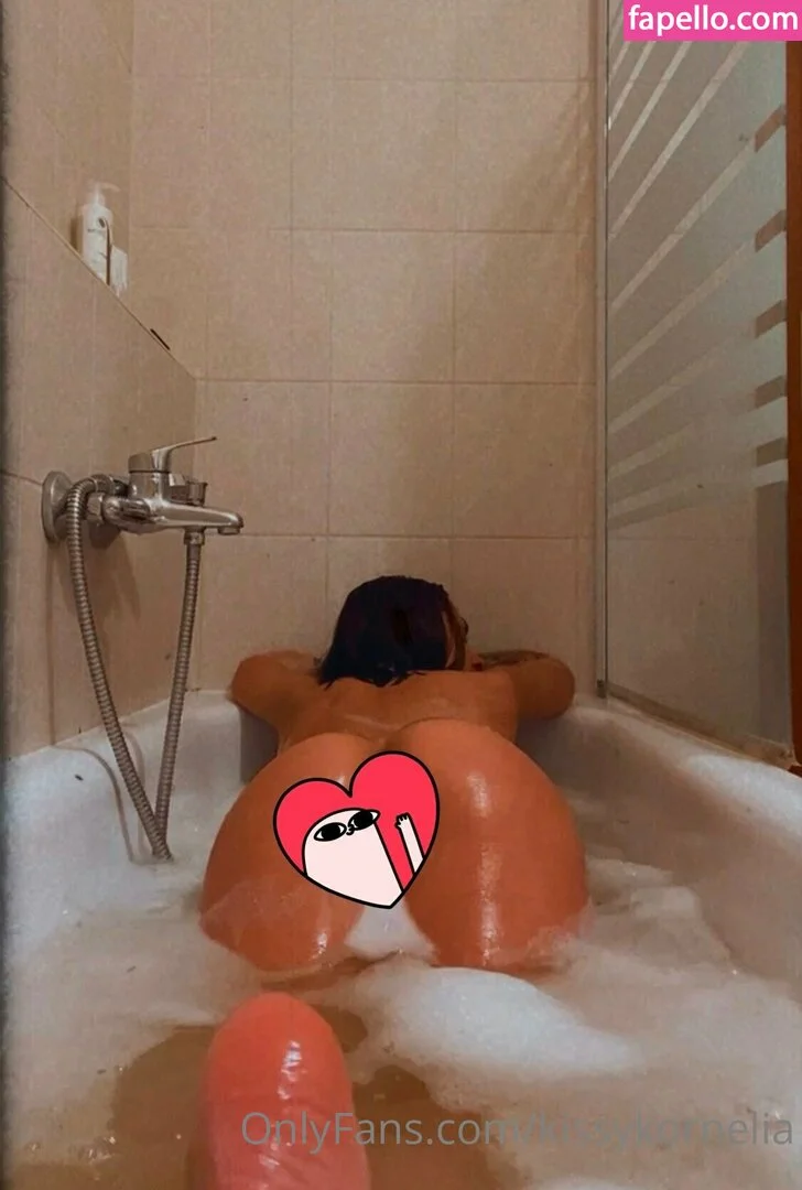 kissykornelia Onlyfans Photo Gallery 