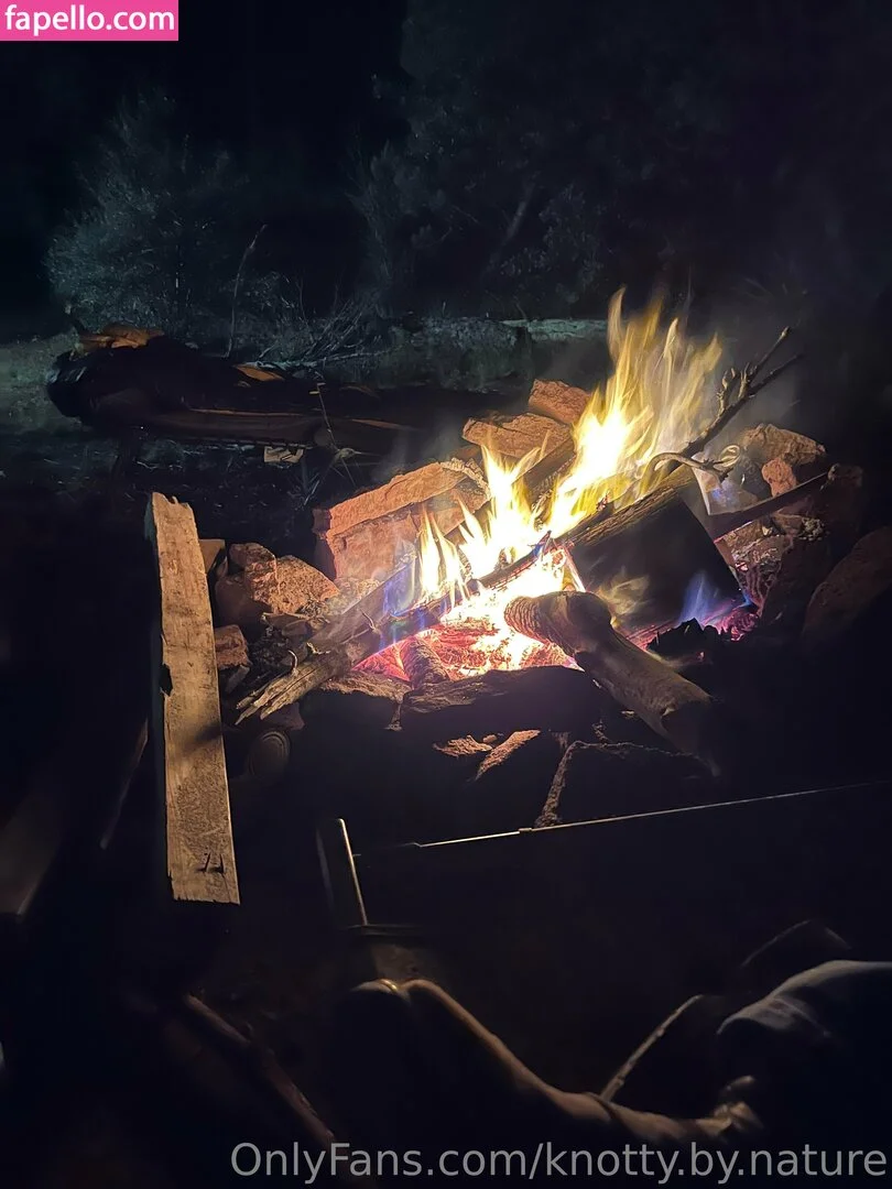 knotty.by.nature Onlyfans Photo Gallery 