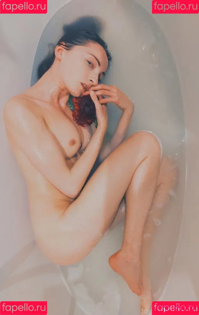 lacrima_mosa_model Onlyfans Photo Gallery 