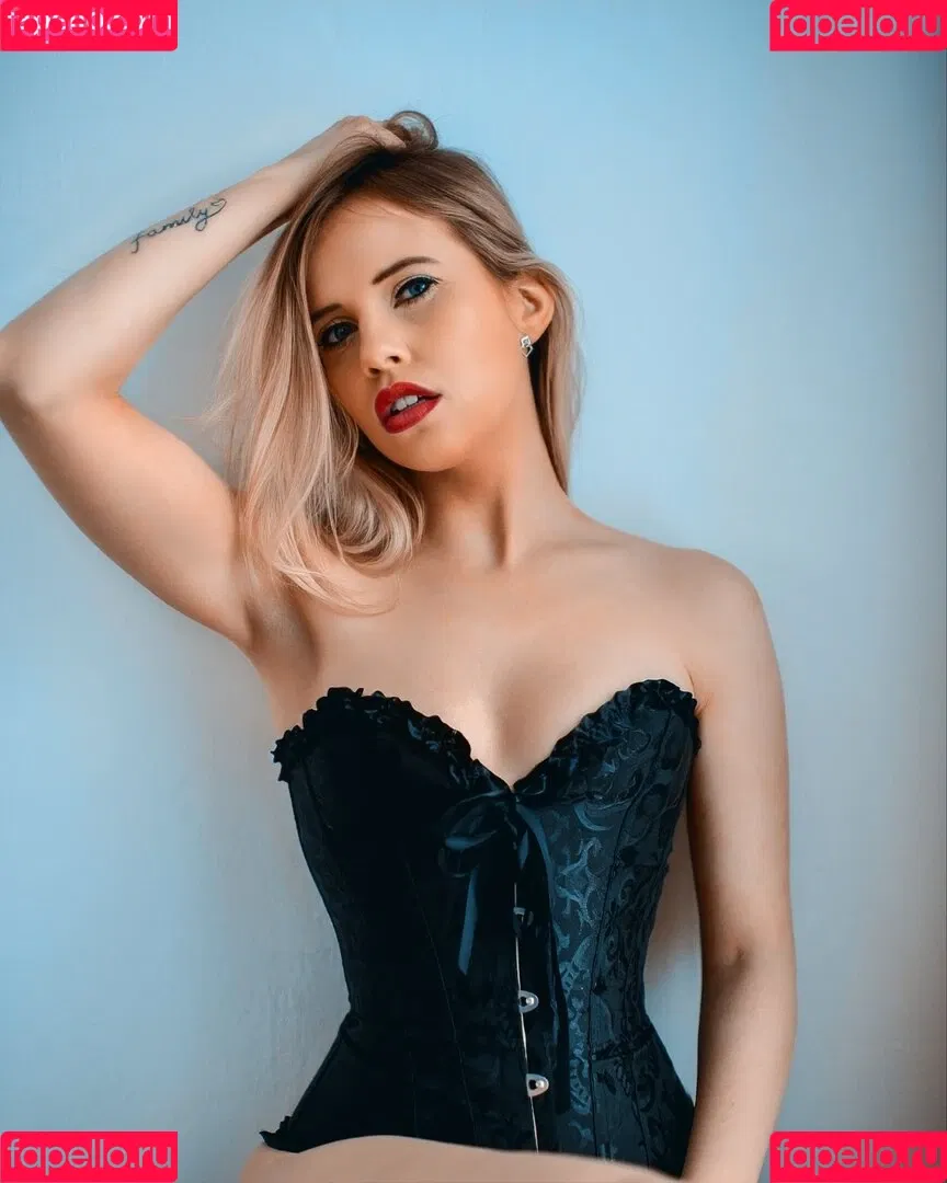 Lizz_bnx Onlyfans Photo Gallery 