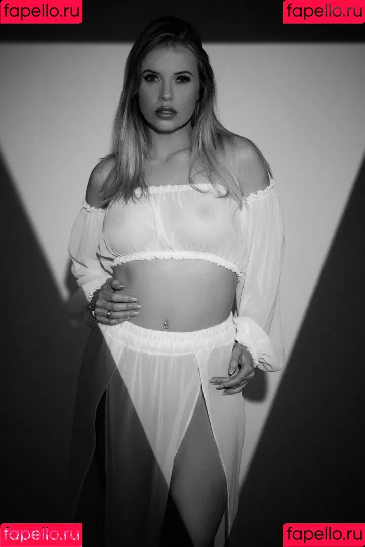 Lizz_bnx Onlyfans Photo Gallery 
