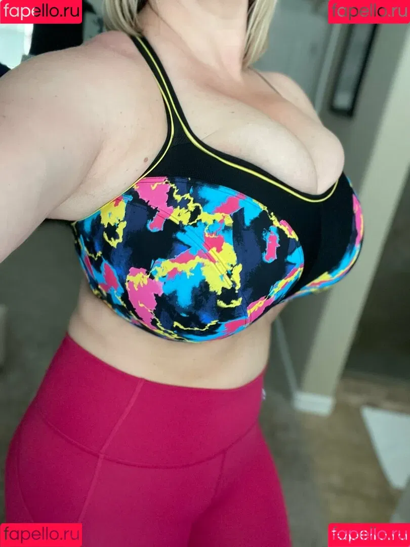 Mrs. Vice Onlyfans Photo Gallery 