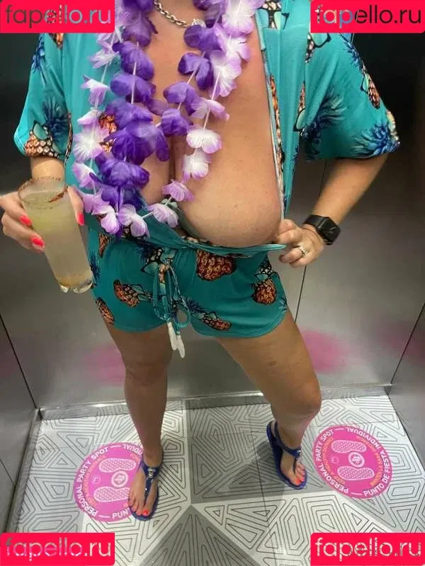 Mrs. Vice Onlyfans Photo Gallery 