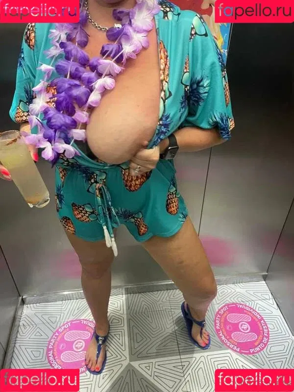 Mrs. Vice Onlyfans Photo Gallery 